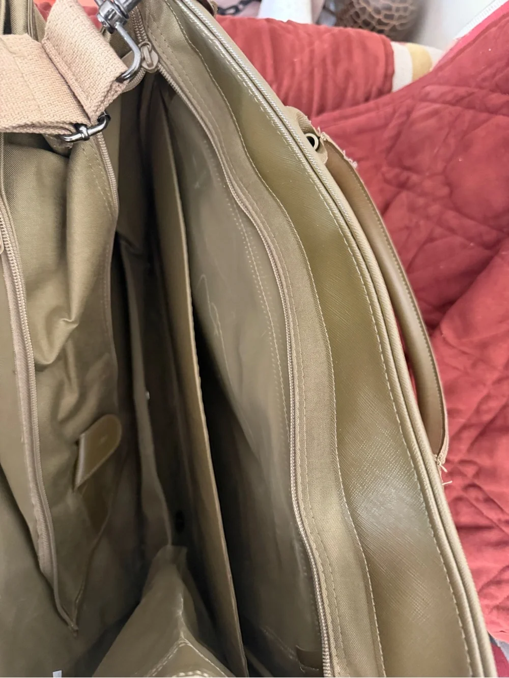 Vintage Calvin Klein Olive Green weekend bag - Picture 3 of 5